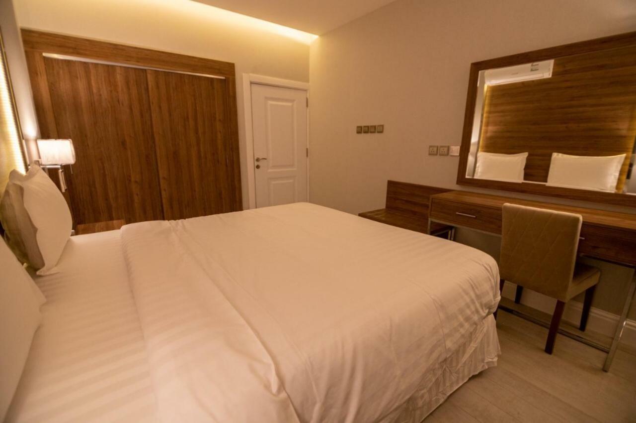 قولدن سكوير طريق الرياض Golden Square Riyadh Road Khamis Mushait Exterior photo